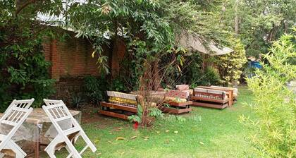 COLIBRI TAVERNE & GUESTHOUSE.