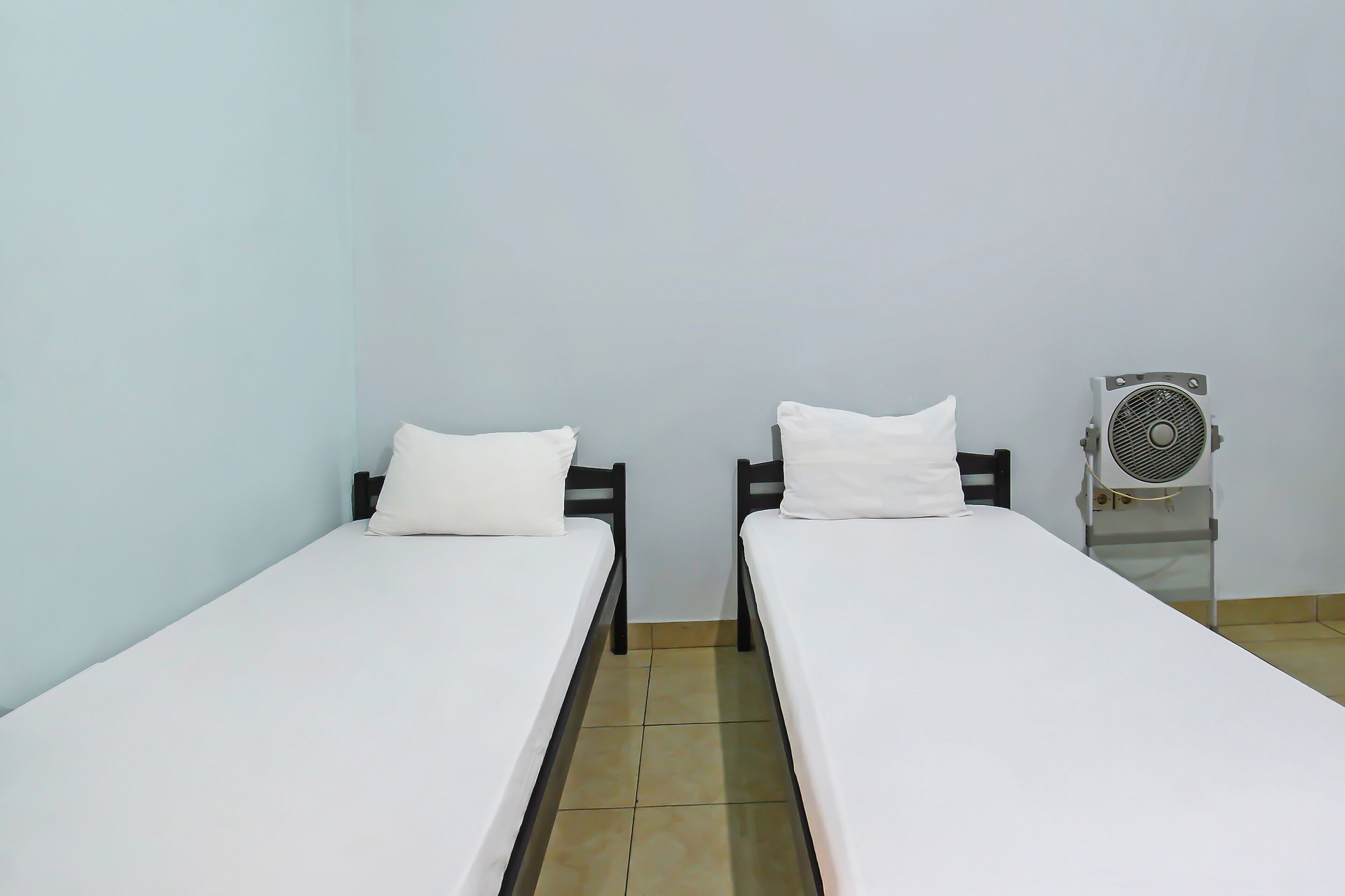 OYO 92095 Wisma Dhana Syariah