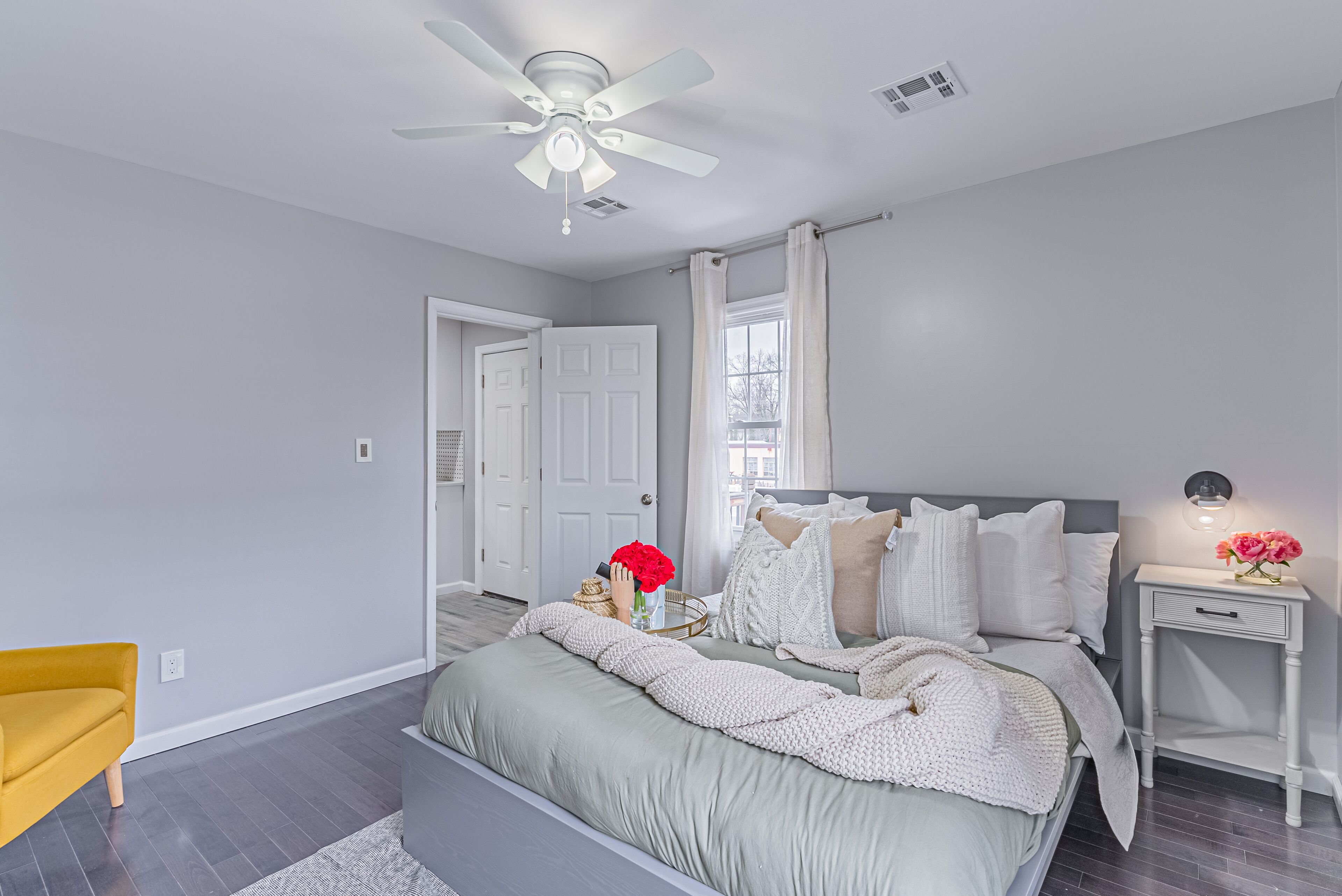 Good Vibes BNB (Sleeps  8)