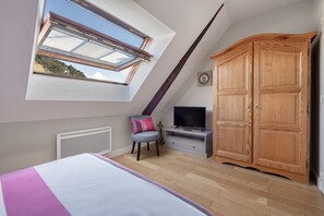 3 chambres, fer et planche à repasser, Wi-Fi gratuit