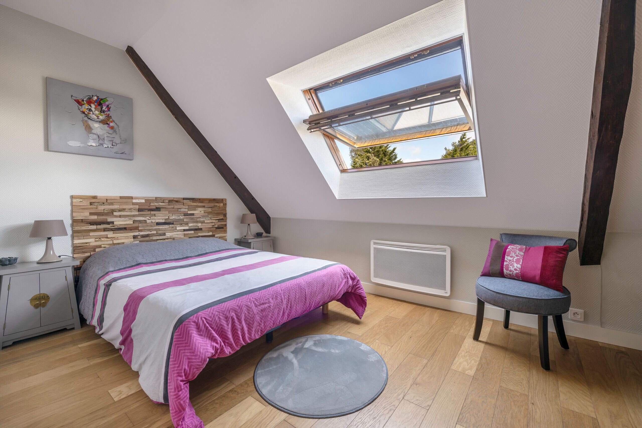 3 chambres, fer et planche à repasser, Wi-Fi gratuit