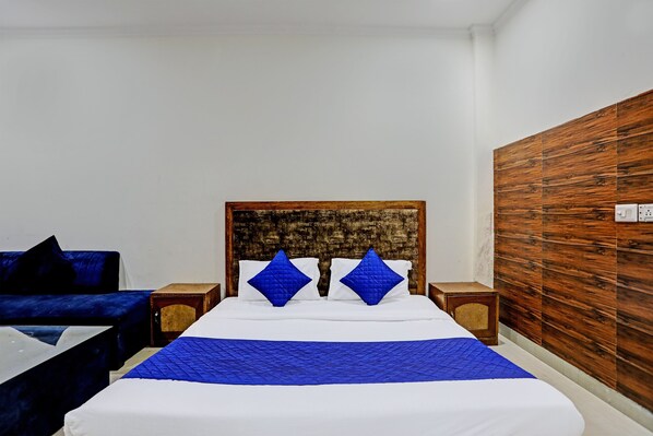 Premium bedding, soundproofing, free WiFi, bed sheets