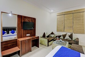 Premium bedding, soundproofing, free WiFi, bed sheets