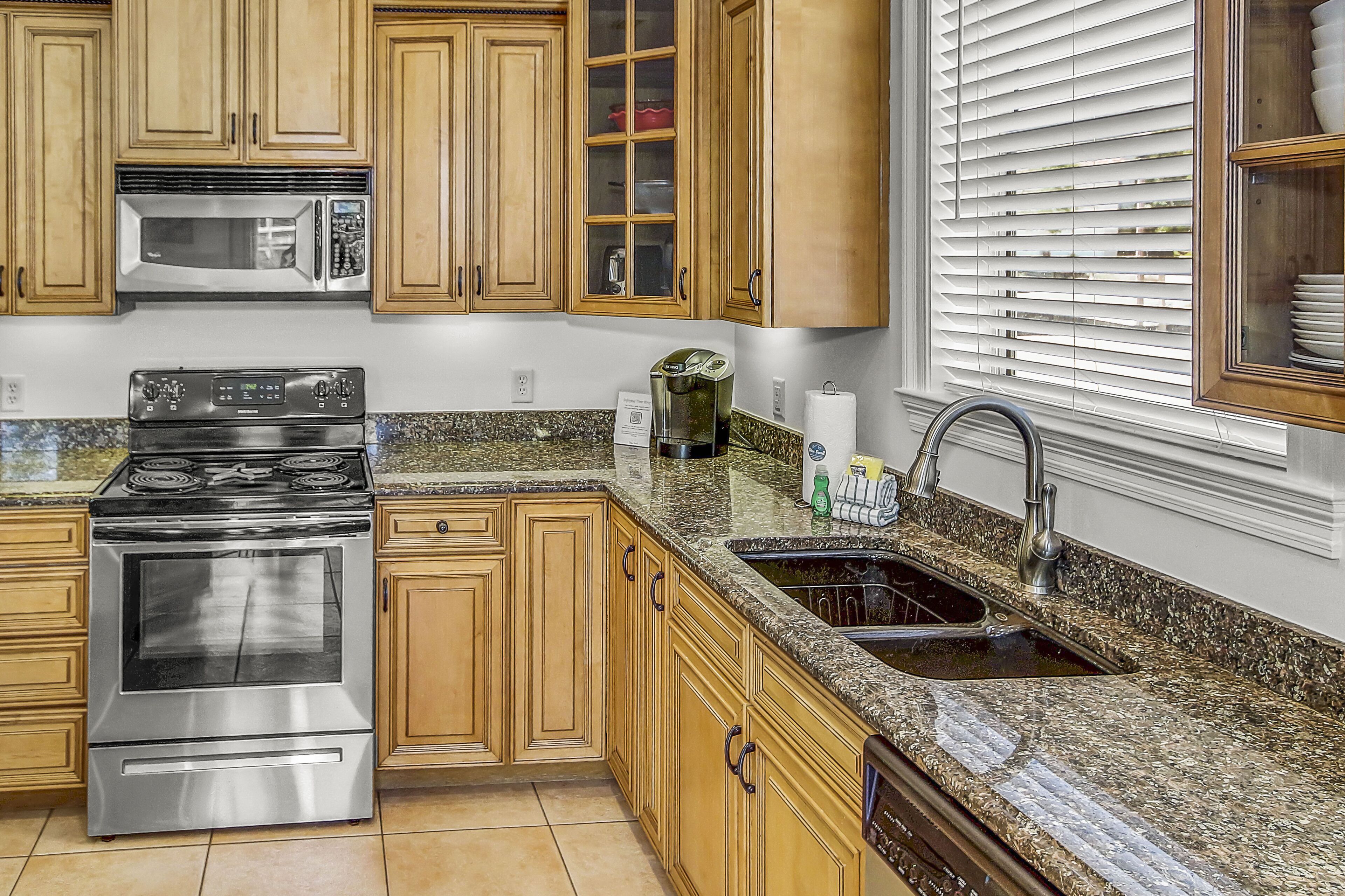 Mediterranean Oasis w/ Private Beach Access and Gulf-Front Pool! Sleeps 10