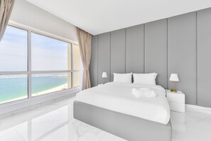 2 bedrooms, iron/ironing board, bed sheets - Luxurious 2B in the Heart In Al Marsa Dubai (Dubai)