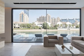 Interior - Luxurious sea Front Villa With Private Pool (Dubai)