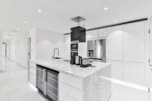 Mikrowelle, Kochgeschirr/Geschirr/Besteck