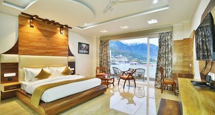 DHAULADHAR HILLS RESORTS