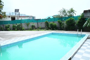 屋外プール