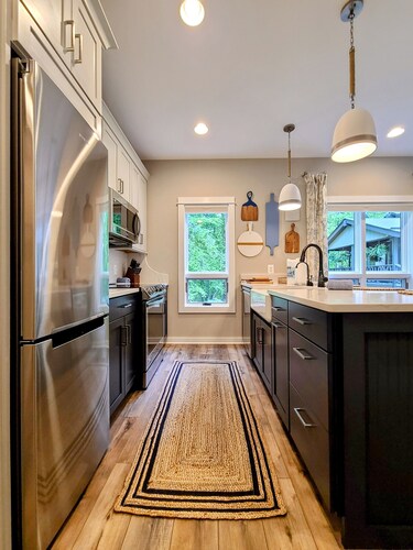 Bear Mountain Cottage