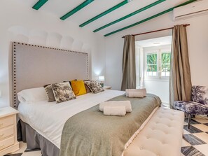 4 chambres, Wi-Fi gratuit, draps fournis