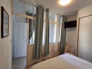 2 chambres, accès au Wi-Fi (inclus)