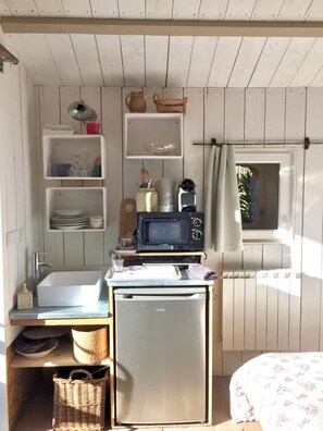 1 غرفة نوم وواي فاي مجانًا وملاءات أسرّة