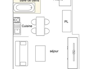 Distribución de una habitación de hotel que incluye baño, kitchenette, comedor, sala de estar y dormitorio.