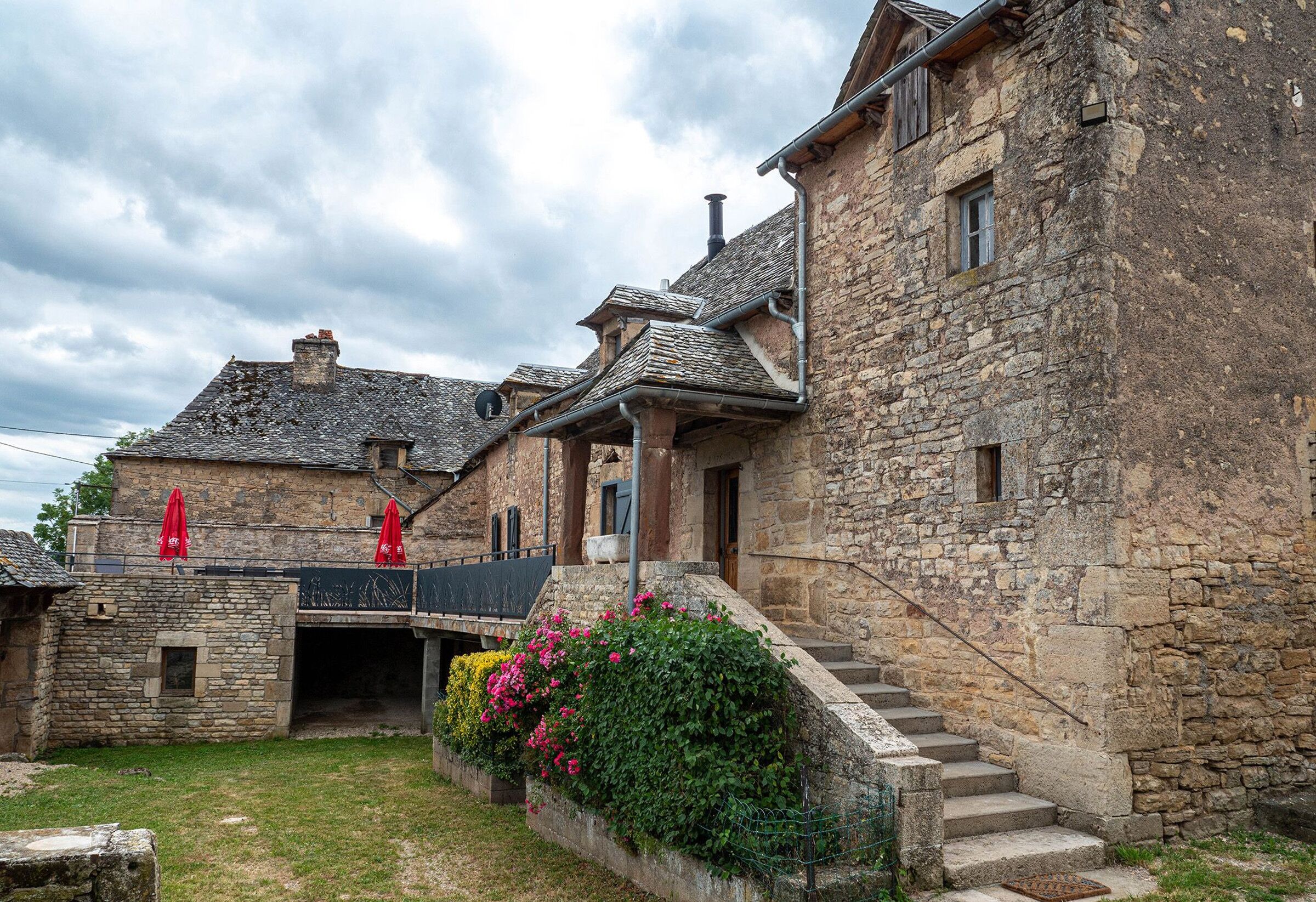 Gite Gabriac, 4 bedrooms, 10 persons
