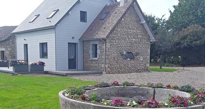 Maison rénovée avec jardin, terrasse et recharge électrique gratuite prÚs de la Suisse Normande
