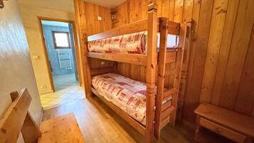 3 bedrooms