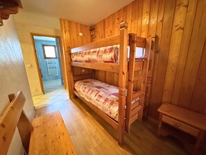 3 bedrooms