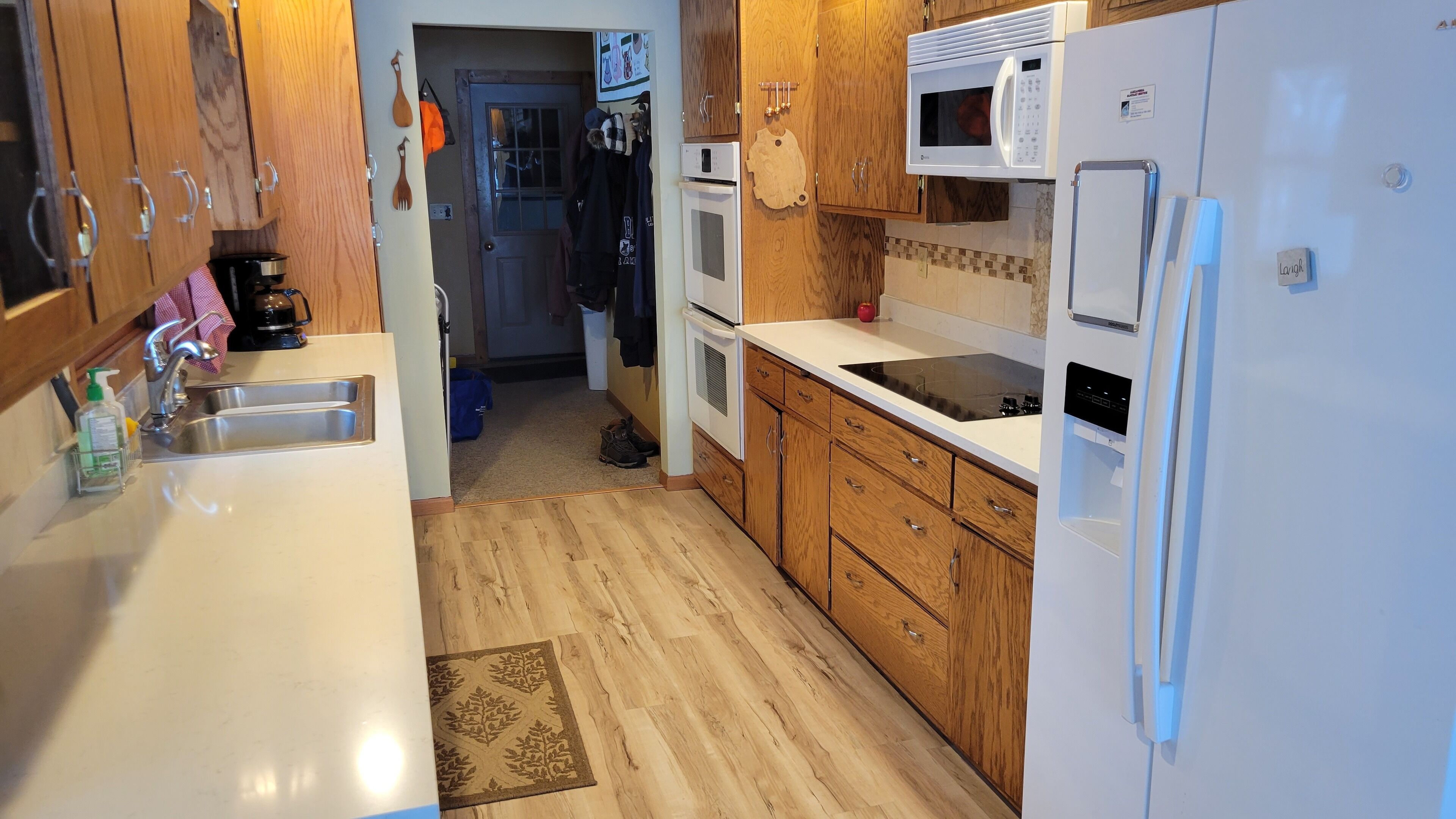 Larger Home on low traffic Lake