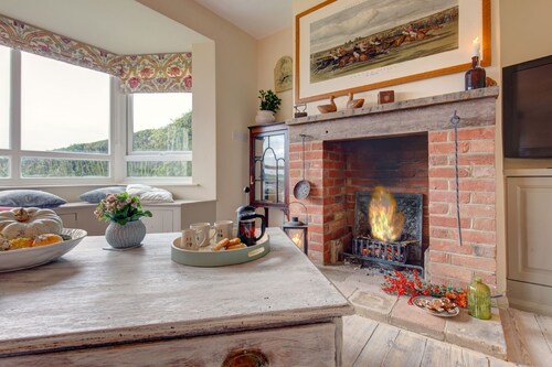 No 1 , Sparham Hall - sleeps 5 guests  in 3 bedrooms