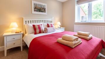3 chambres, Wi-Fi gratuit, draps fournis