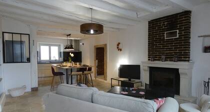 Gßte Rénové avec Jardin Clos et Terrasse - Idéal Familles/Amis, Eure-et-Loir, Proche Nogent le Rotrou
