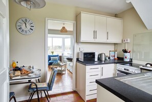 Fridge, microwave, oven, dishwasher - No 2 , Sparham Hall  - sleeps 5 guests  in 3 bedrooms (Swaffham)