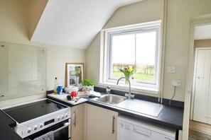 Fridge, microwave, oven, dishwasher - No 2 , Sparham Hall  - sleeps 5 guests  in 3 bedrooms (Swaffham)
