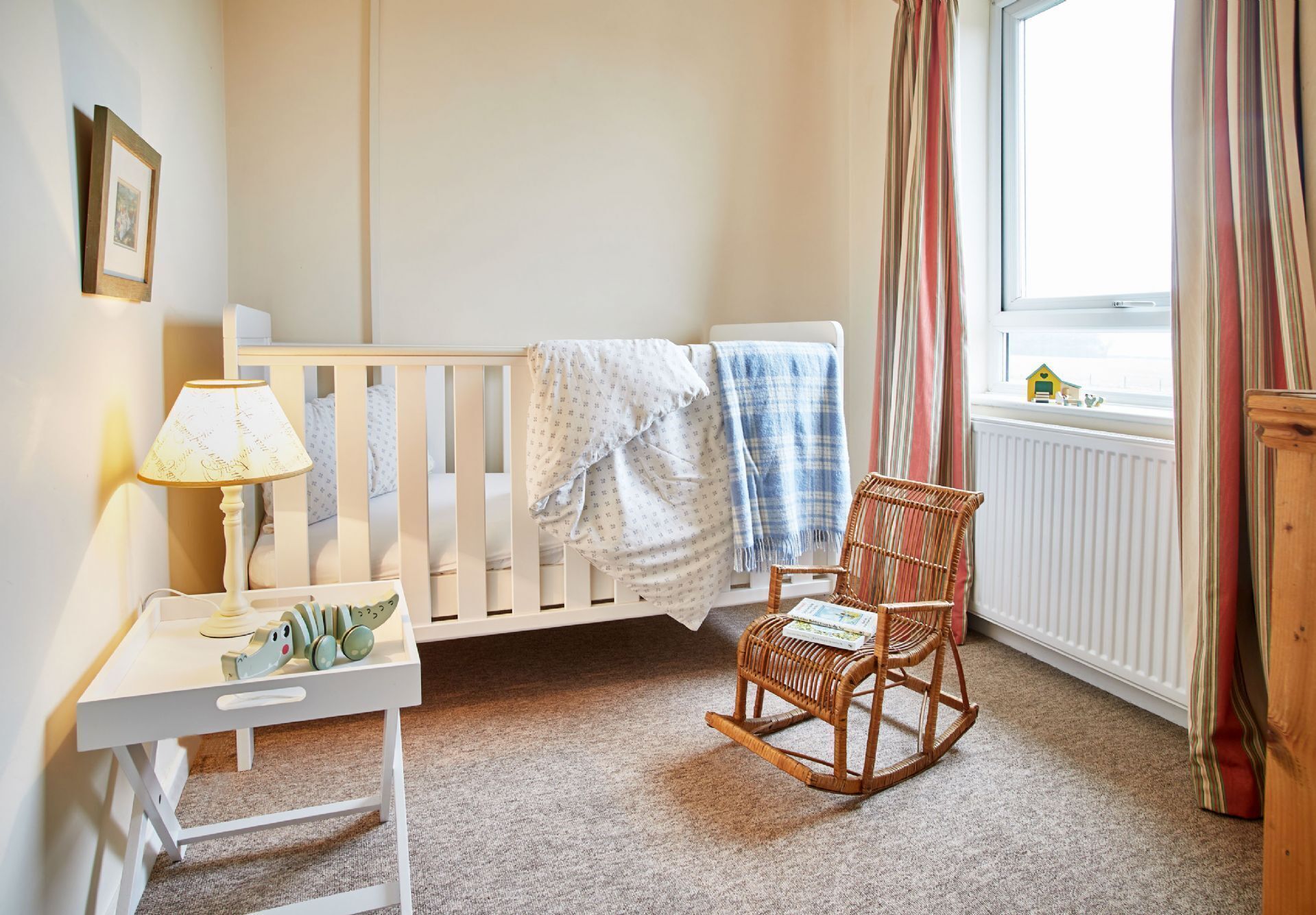 3 bedrooms, desk, free WiFi, bed sheets