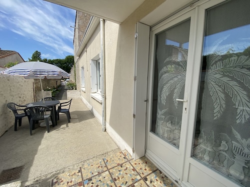 House in Fouras: Near beaches and center, garden, 1 bedroom