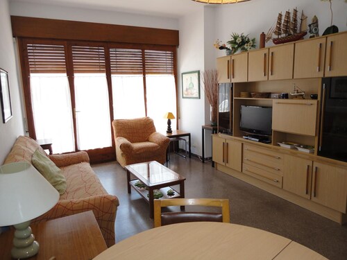Ground Floor Apartment 250m from Beach with Terrace in Torredembarra