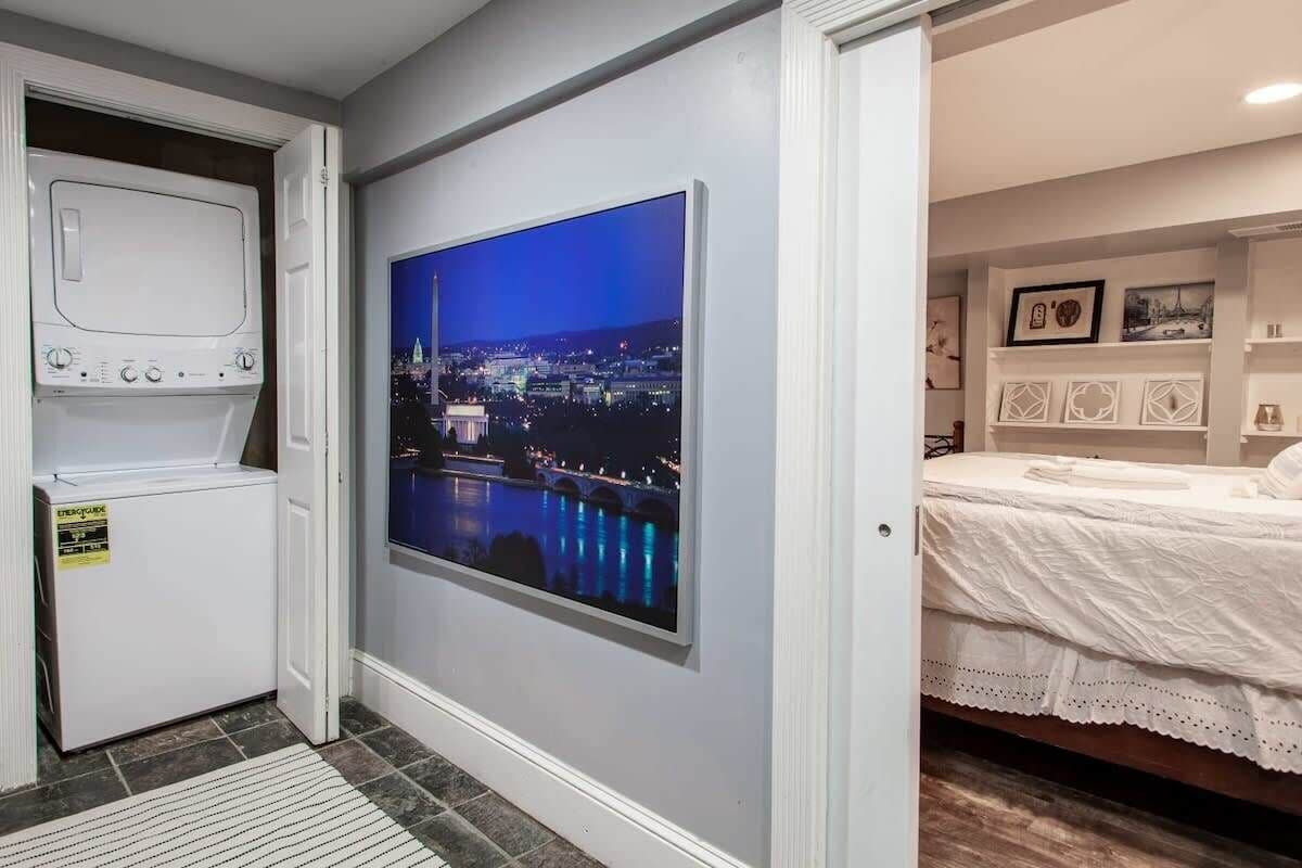 1 soverom, strykejern/-brett, reiseseng for barn og wi-fi