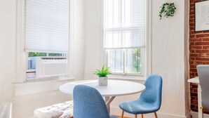 Uklassifisert bilde, 5 av 13, knapp