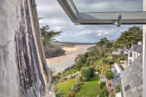 View from property - The Tower, 5 Corisande Manor (Newquay)