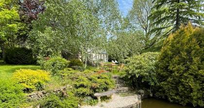 Charmante maison avec jardin clos Ă Saint-Pierre-des-Loges