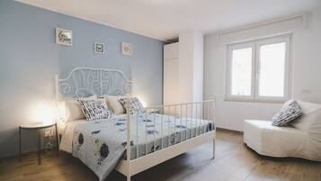 1 Schlafzimmer, Bügeleisen/Bügelbrett, Reisekinderbett, kostenloses WLAN