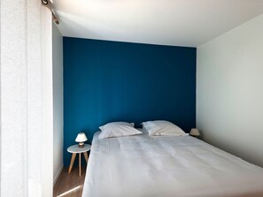 5 bedrooms, free WiFi, bed sheets