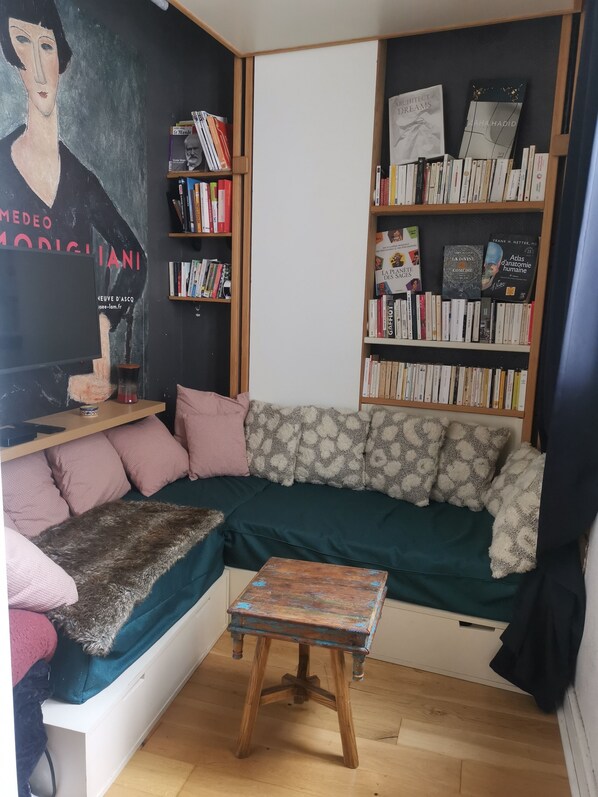Smart TV - Cocooning flat (Paris)
