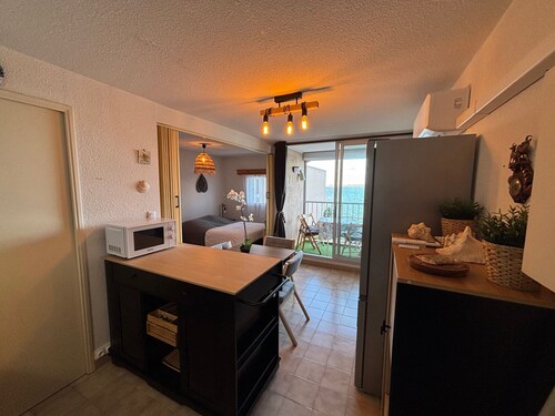 Gemütliche Wohnung mit Balkon, Haustiere erlaubt, Parkplatz