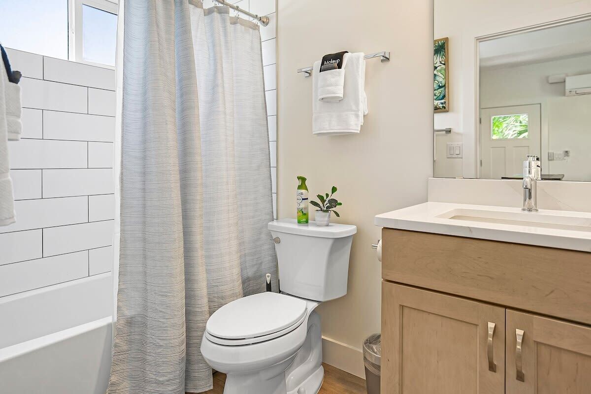 Photo 16 of Downtown St. Augustine Apt, Smart TV, Pack N Play