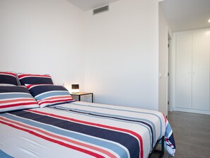 3 Schlafzimmer, kostenloses WLAN, Bettwäsche, Rollstuhlgeeignet