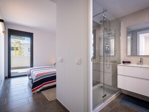 3 chambres, Wi-Fi gratuit, draps fournis