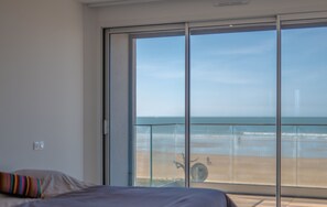 3 عدّة غرف نوم ومكواة/لوح كي وواي فاي مجانًا