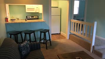 Cottage, 1 Bedroom | Living area