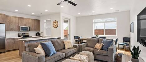 Townhome, 3 Bedrooms | Living area | Smart TV
