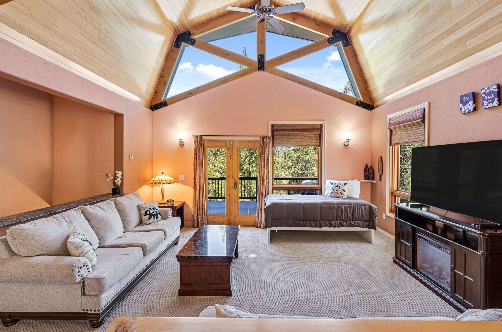 Deer Ridge - Home In Woods W/ Ping Pong Table 2 Bedroom Home by Redawning