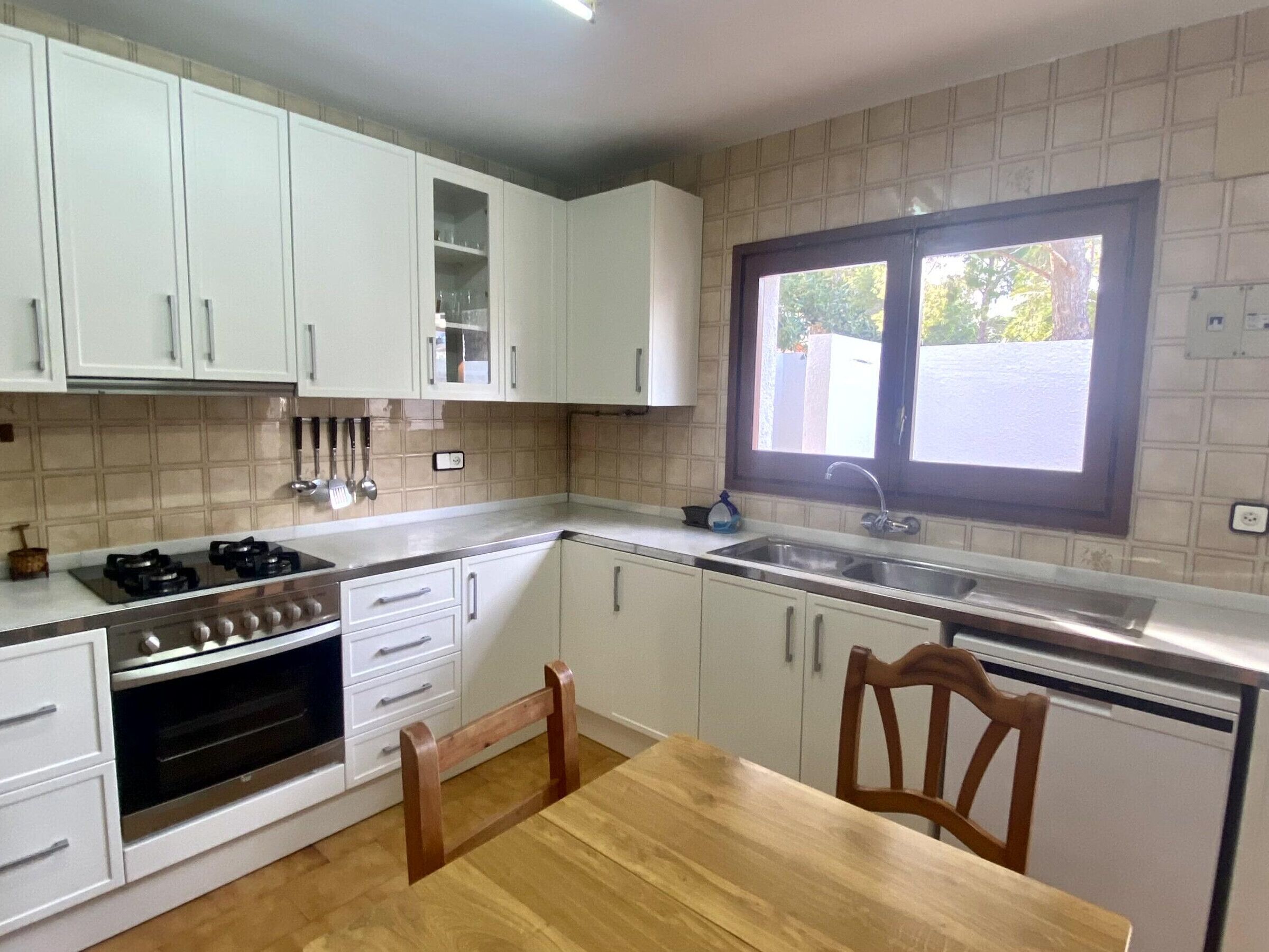 Villa L'Ametlla de Mar, 4 bedrooms, 8 persons