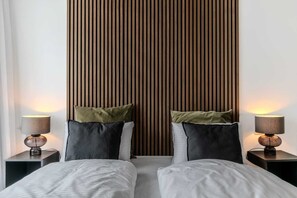 2 chambres, fer et planche à repasser, Wi-Fi, draps fournis