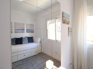 2 bedrooms, free WiFi