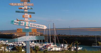 Beautiful Modern 3-Bedroom Villa - Close to Sea - Garden and Parking